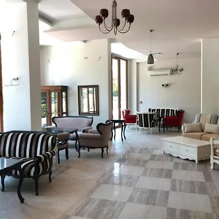 Apartment South Bay Luxury Studio